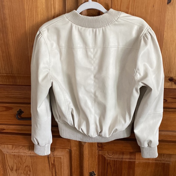 Tahari Jacket - Picture 6 of 7